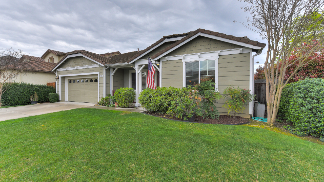 2499 Pheasant Hollow Drive, West Sacramento, CA, 96691 Scene 3