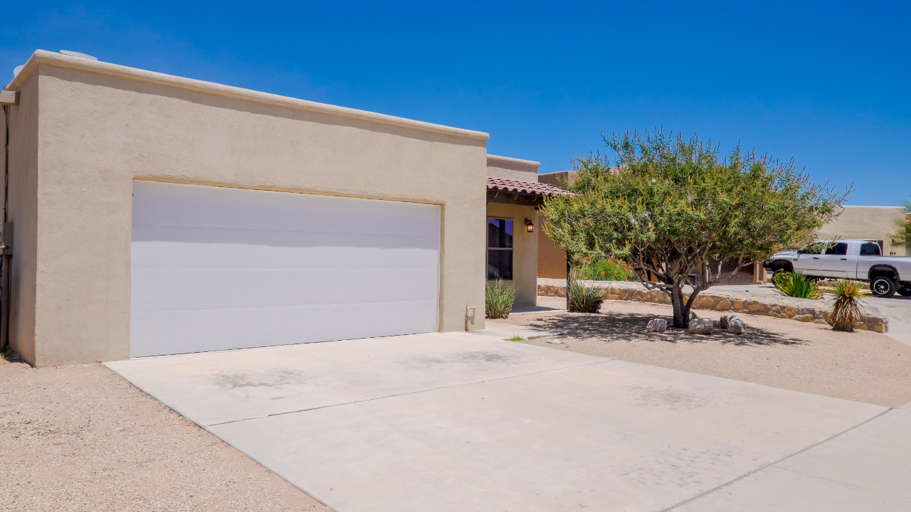 14749 Sandgate, Horizon City, TX, 79928 Scene 2