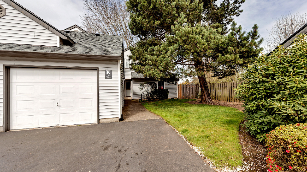 7348 SE Thiessen Rd, Milwaukie, OR, 97267 Scene 1