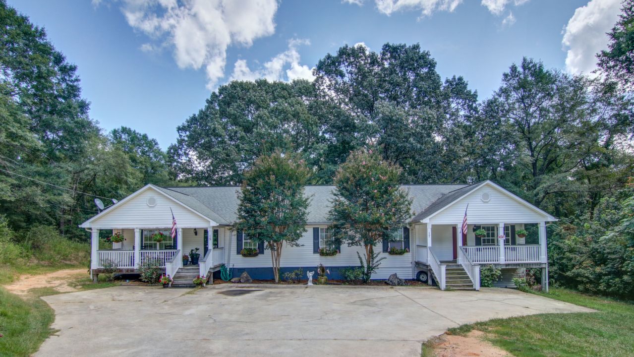 15 and 17 Oak Street