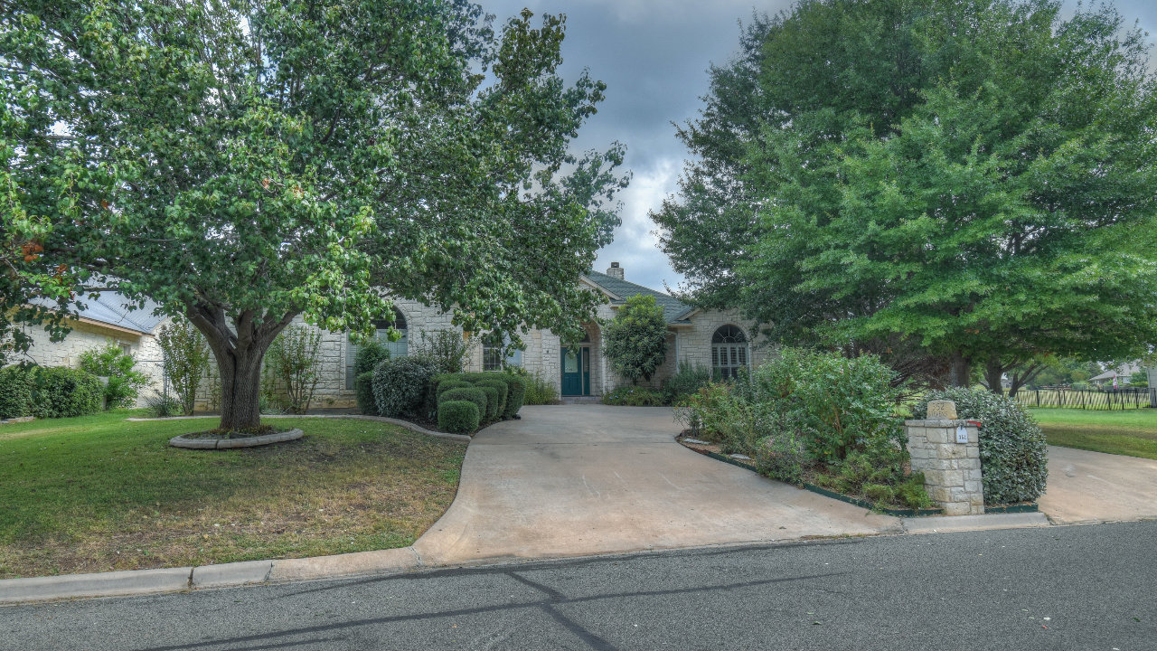 352 Olympia Fields, Meadowlakes, TX, 78654 Scene 1