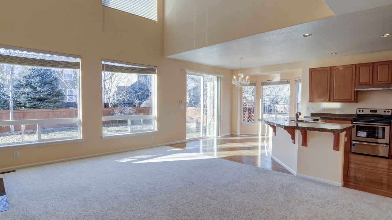 Great Room to Kitchen