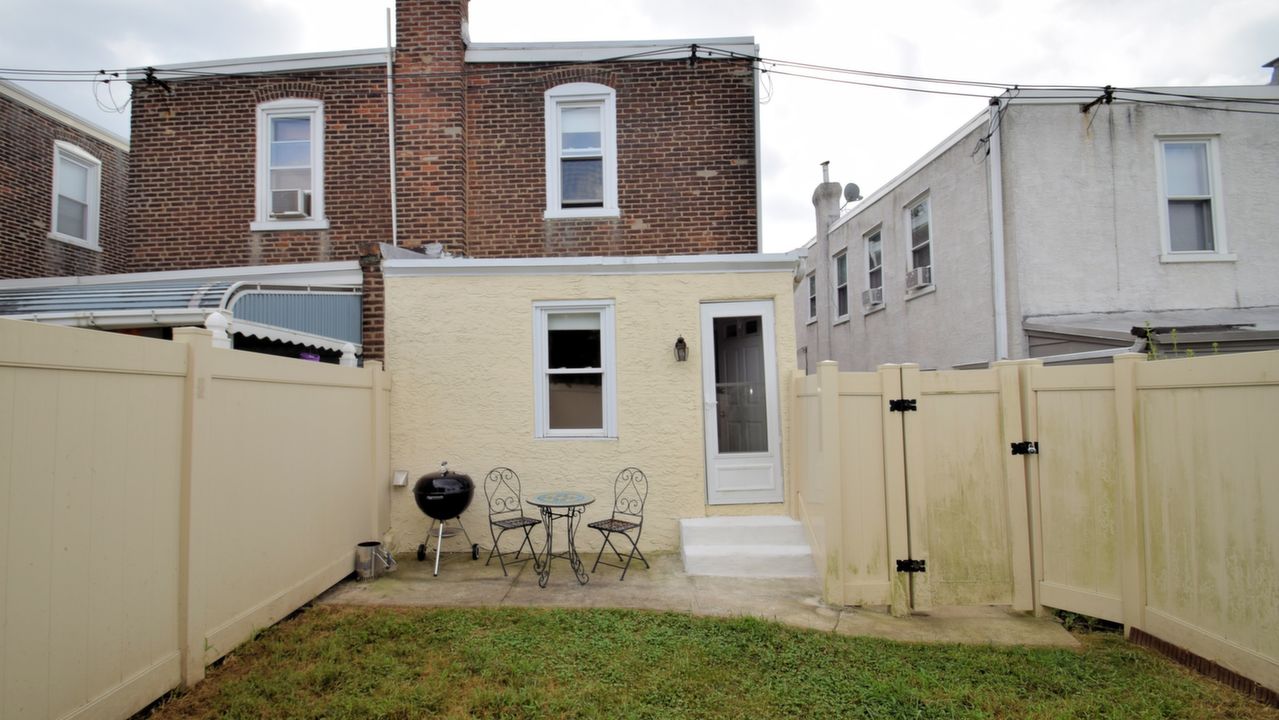 434 Delmar St, Philadelphia, PA, 19128 Scene 4