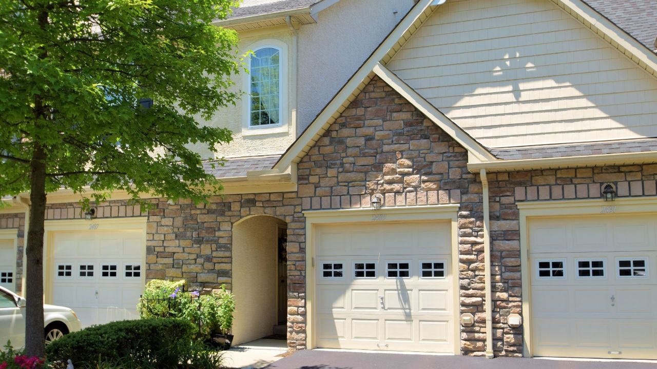 2489 Merri Claude Dr, East Norriton, PA, 19401 Scene 1