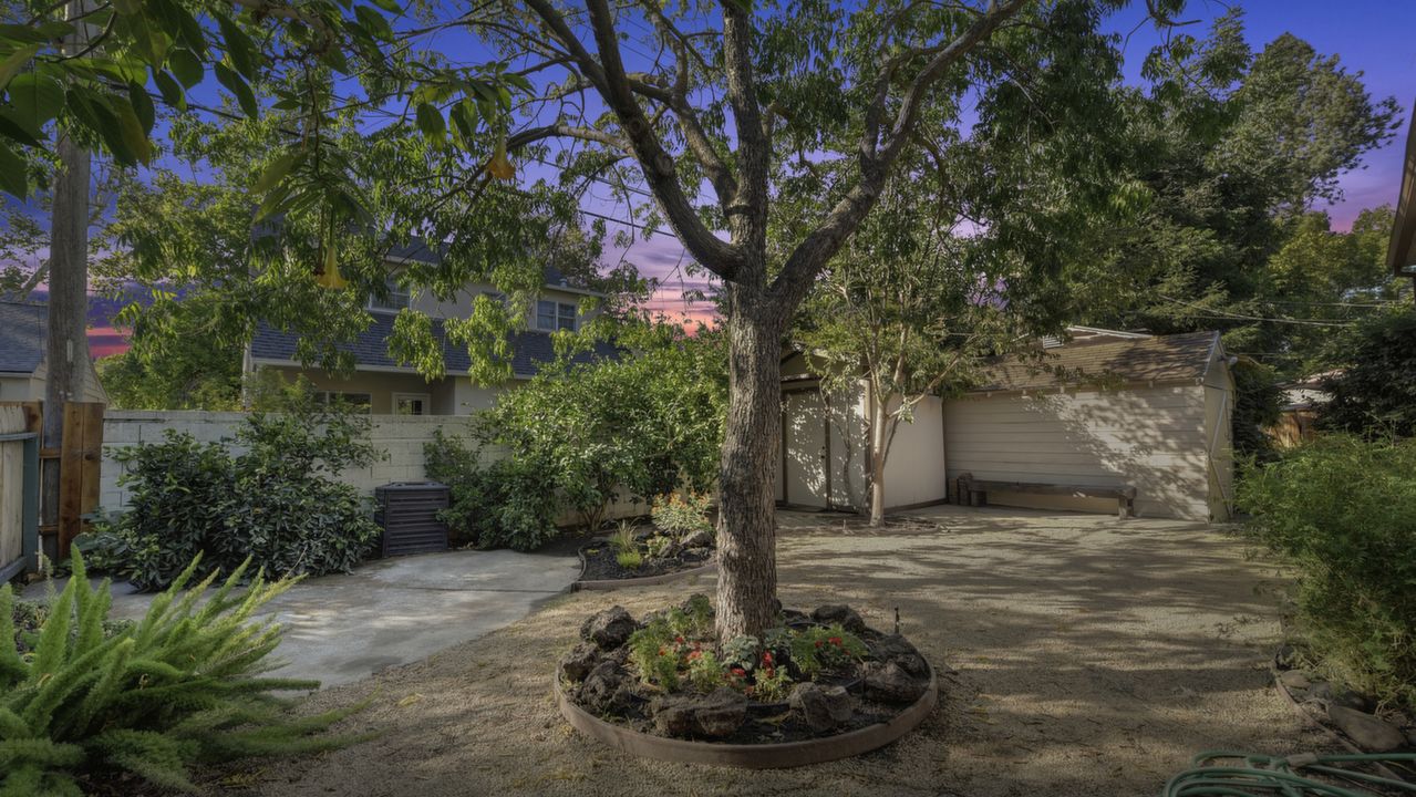 532 40th St
Sacramento, CA, Sacramento, CA, 95819 Scene 4