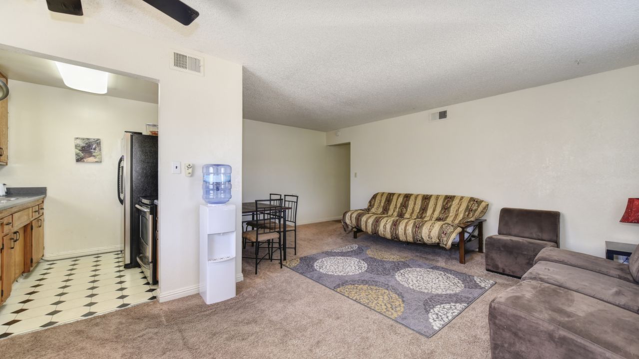 9049 El Cajon Way, Unit 4, Sacramento, CA, 95826 Scene 4