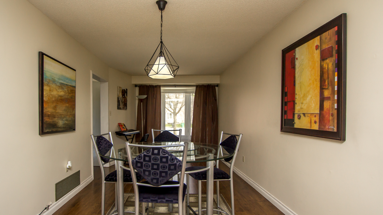 34 Stevens Court, Brampton, ON, L6Z 1E2 Scene 2