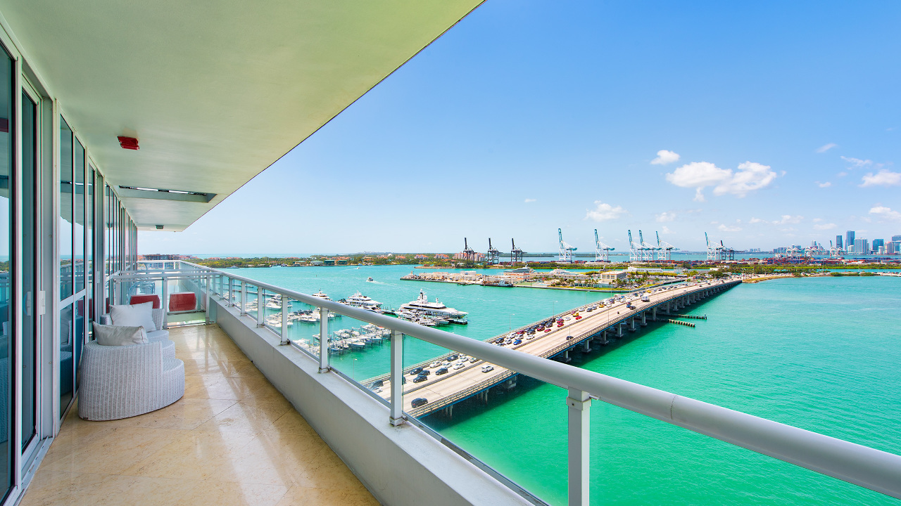 Bentley-Bay-S-#1602-04