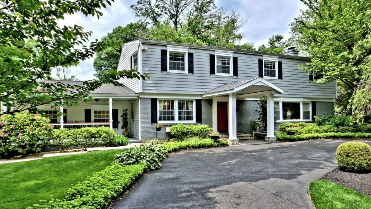 2119 N Crescent Blvd, Yardley, PA, 19067 Scene 1