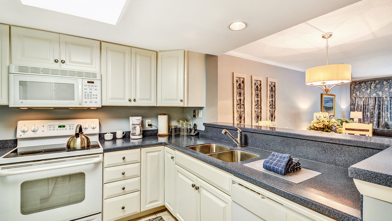 2015 Beachwood, Amelia Island, FL, 32034 Scene 3