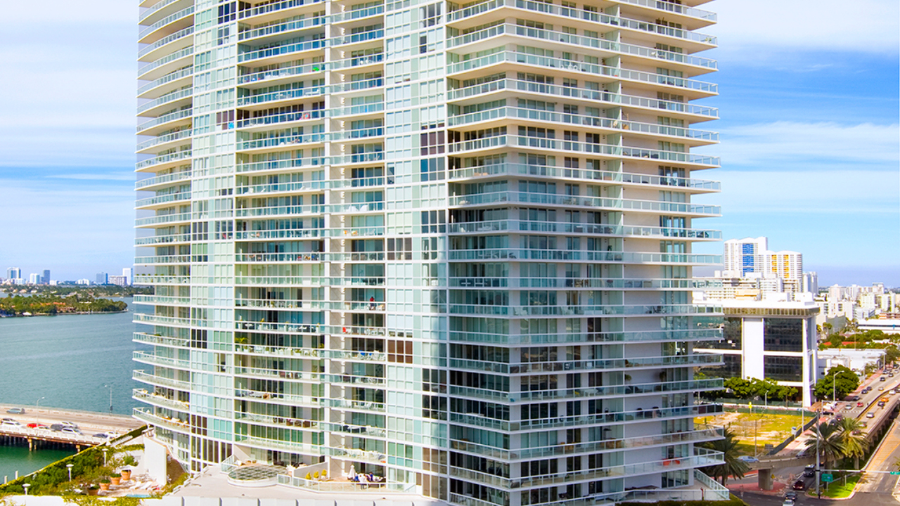 Icon-South-Beach-#1406-01