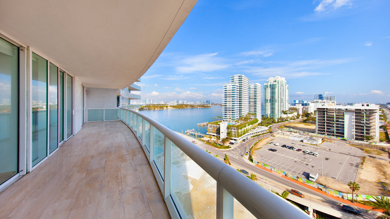 Icon-South-Beach-#1406-03
