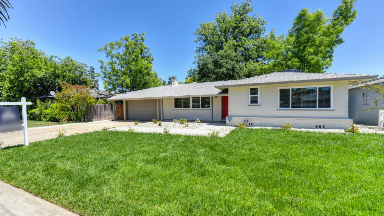 2032 Flowers Street, Sacramento, CA, 95825 Scene 3