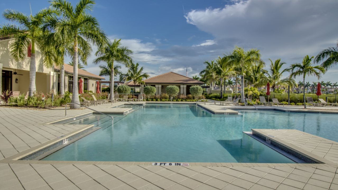 1649 Marton Court, Naples, FL, 34113 Scene 1