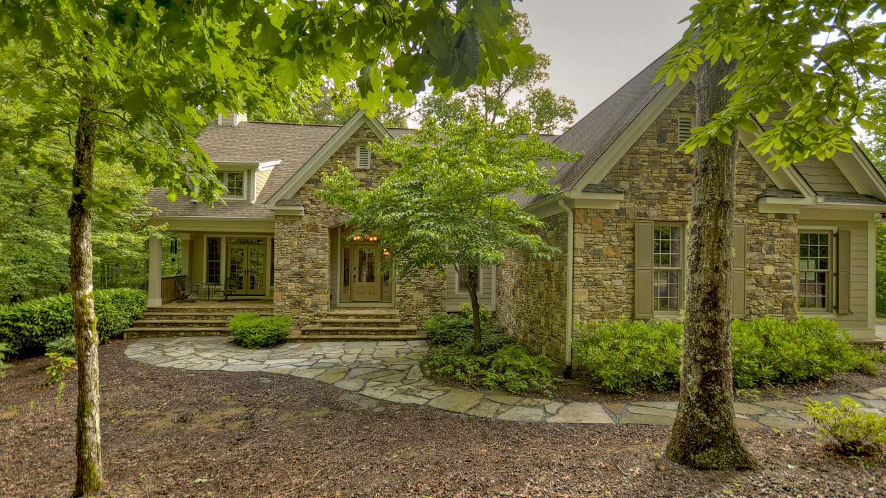 210 North Harris Creek Dr, Ellijay, GA, 30540 Scene 1