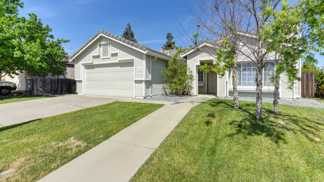 8617 New Island Way, Sacramento, CA, 95828 Scene 1