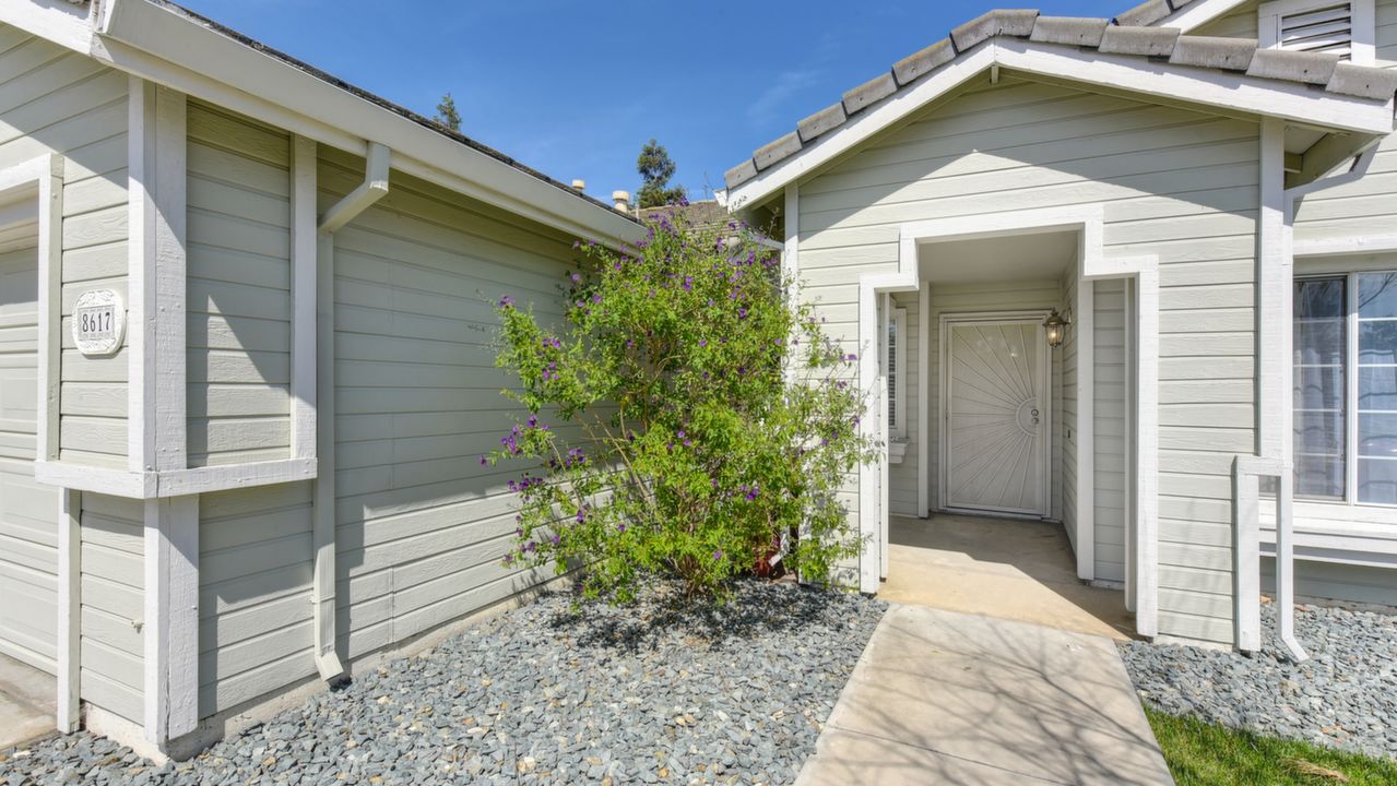 8617 New Island Way, Sacramento, CA, 95828 Scene 4