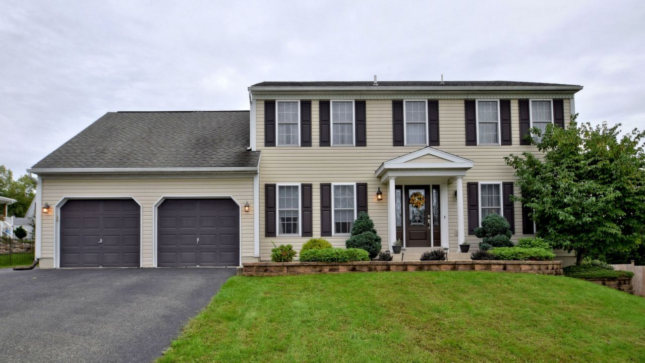 820 Antietam Dr, Douglassvile, PA, 19518 Scene 1