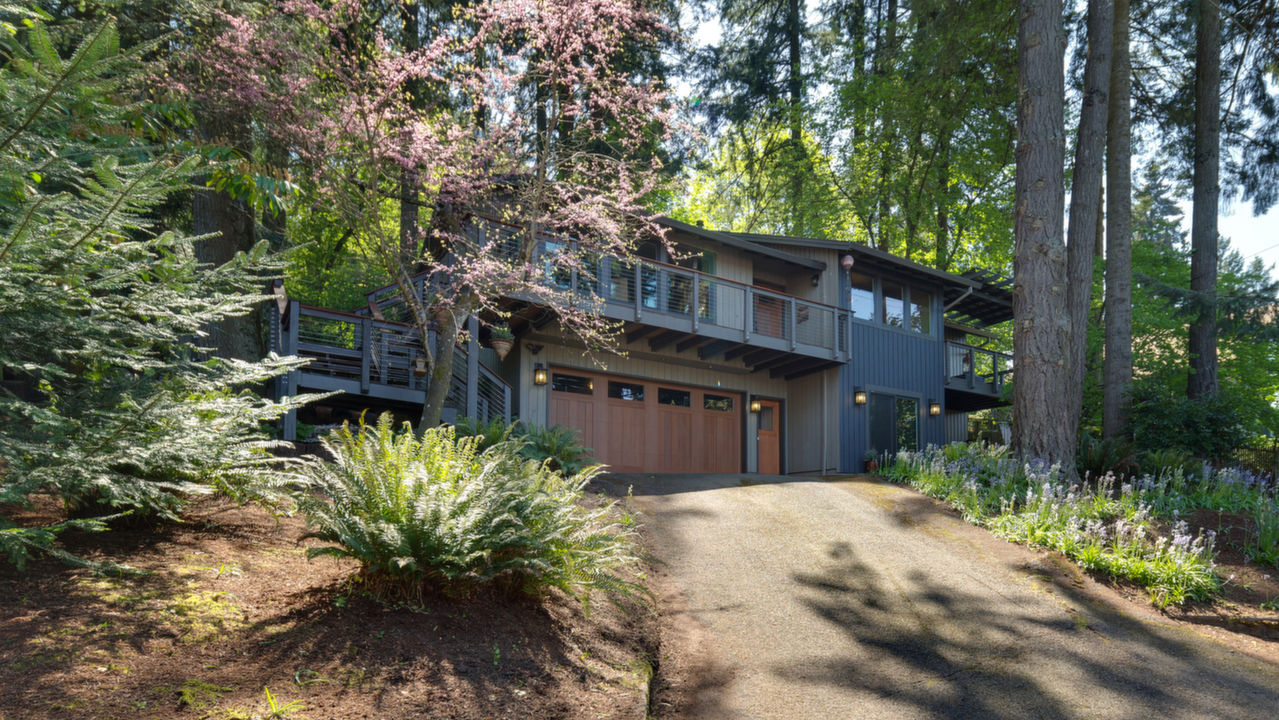 1250 Hemlock St.,, Lake Oswego, OR, 97034 Scene 1