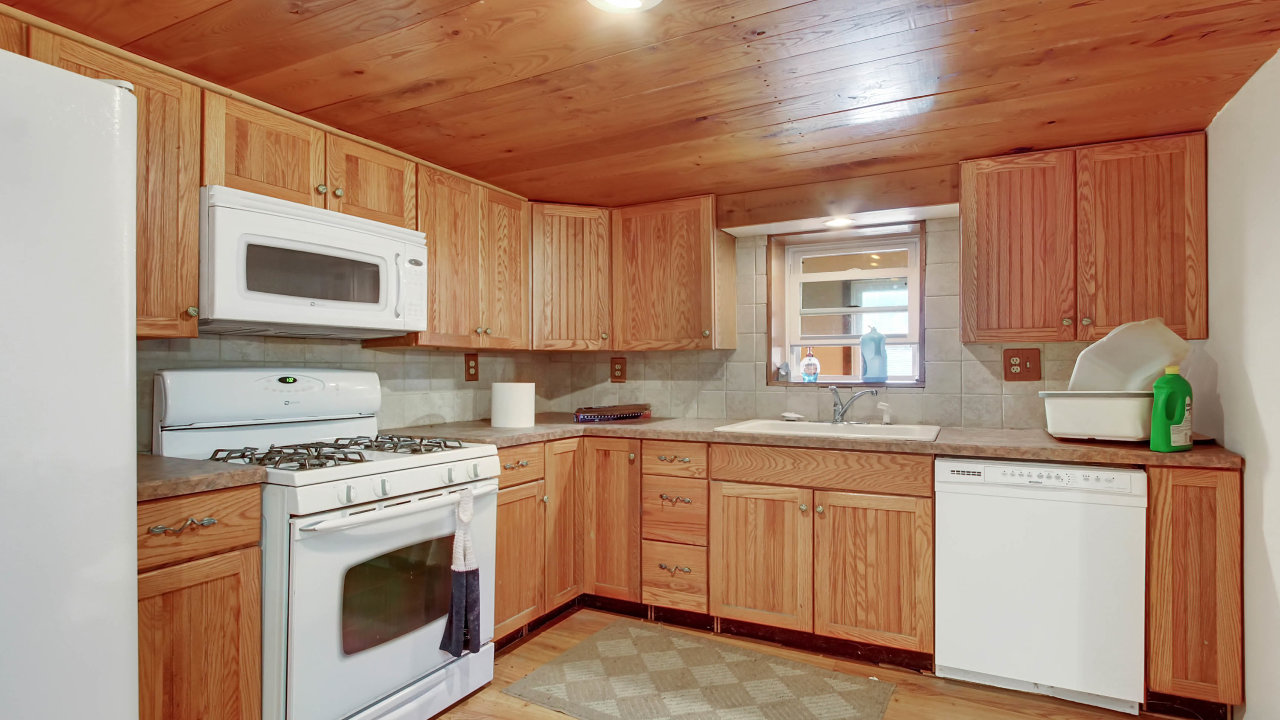 11683 Smith Hollow Rd 004