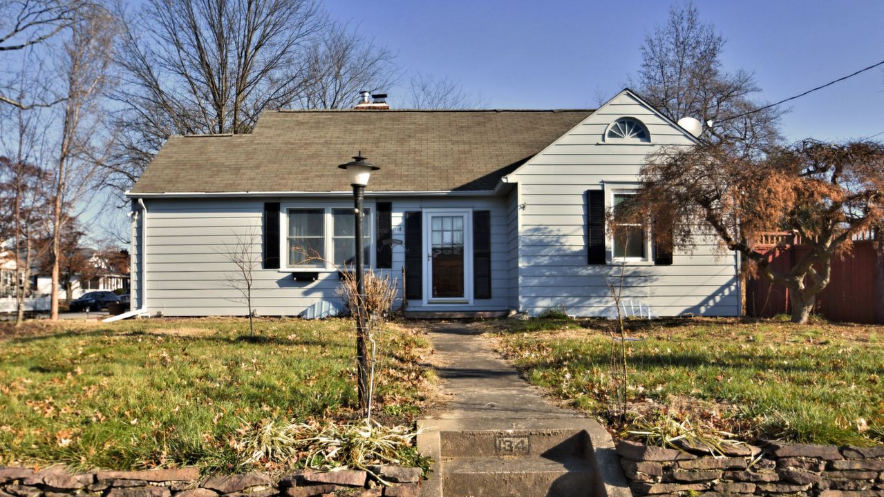 134 N Lafayette Ave, Morrisville, PA, 19067 Scene 1