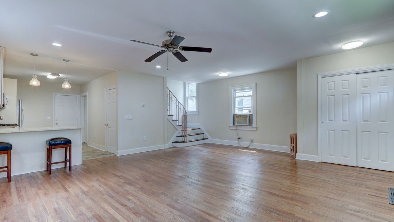 17 W Clinton Ave, Roosevelt, NY, 11575 Scene 3