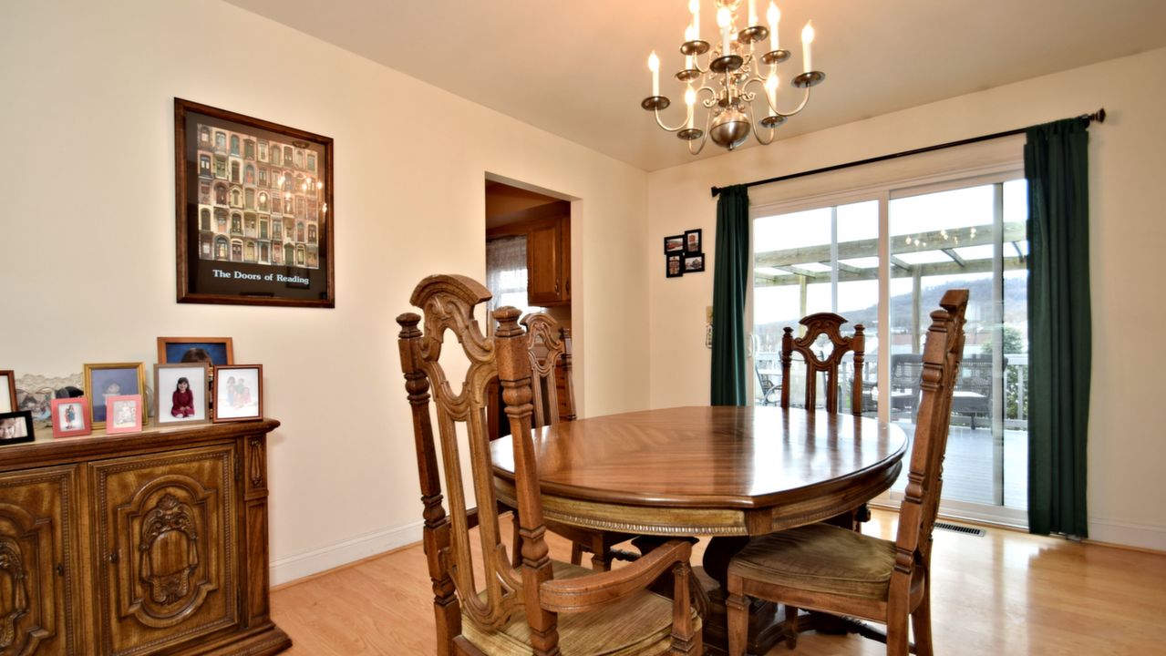 303 Battenkill Dr, Douglassville, PA, 19518 Scene 2