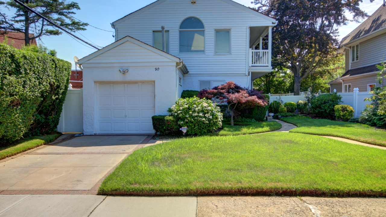 Front of House-Garage Side