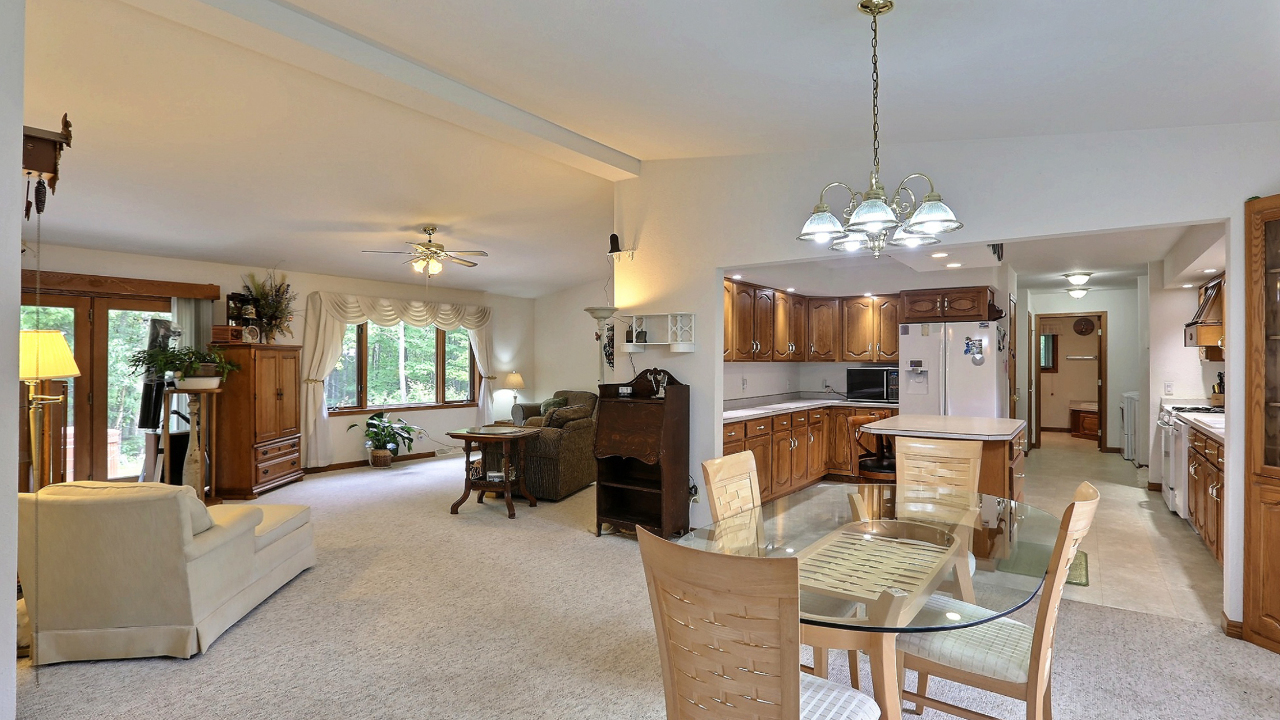 Main_Level_22228098