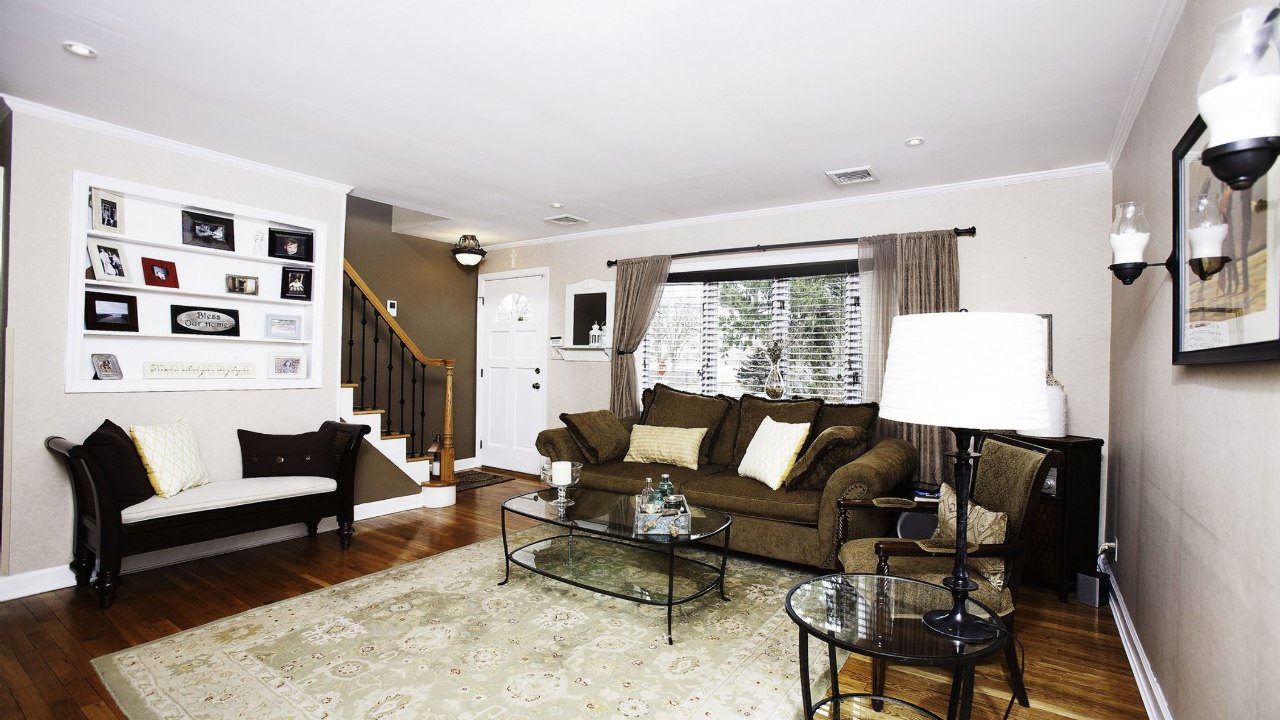 95 Intervale Avenue, Farmingdale, NY, 11735 Scene 3