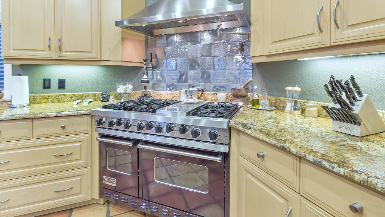 7800 Cedar Breaks Ln, El Paso, TX, 79904 Scene 4