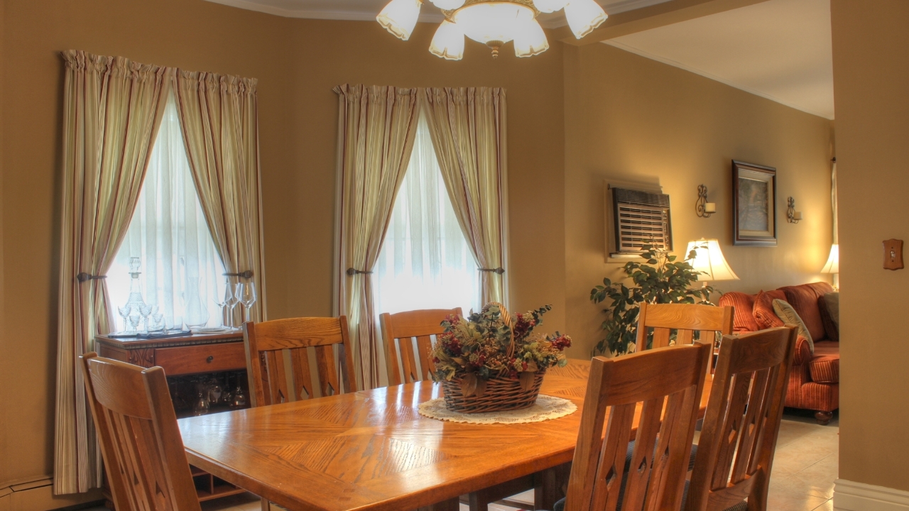 Dining room
