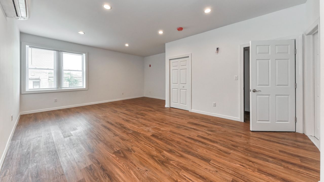 Apt 1 Open Concept Layout_2