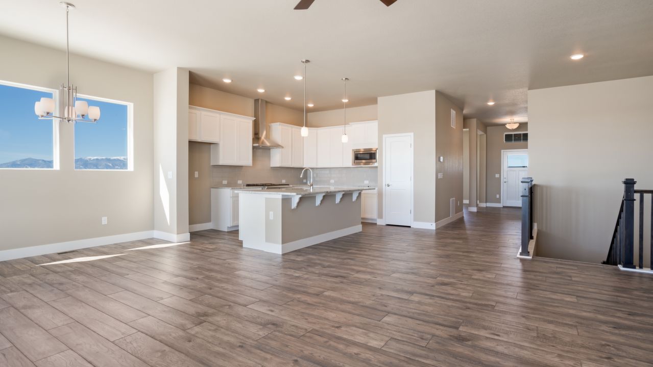 6369Rowd Dr_004