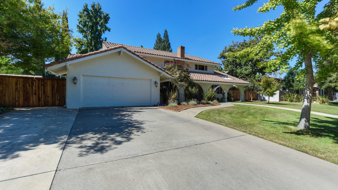 9452 S Wales Way, Elk Grove, CA, 95758 Scene 2