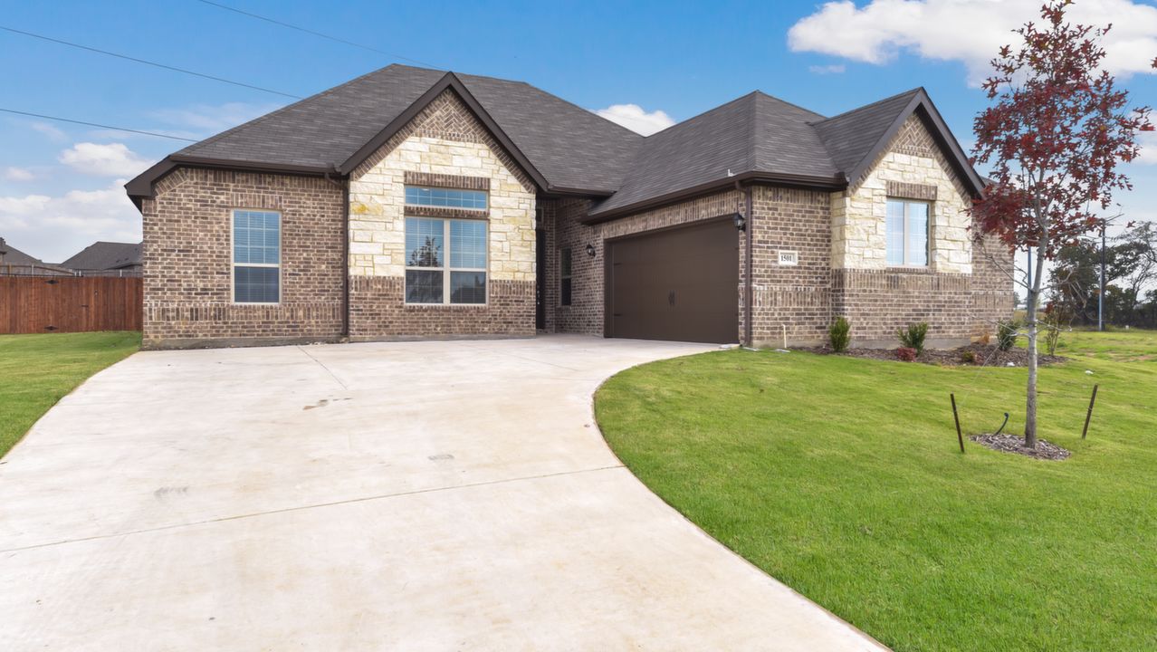 1501GrassyMeadow_002