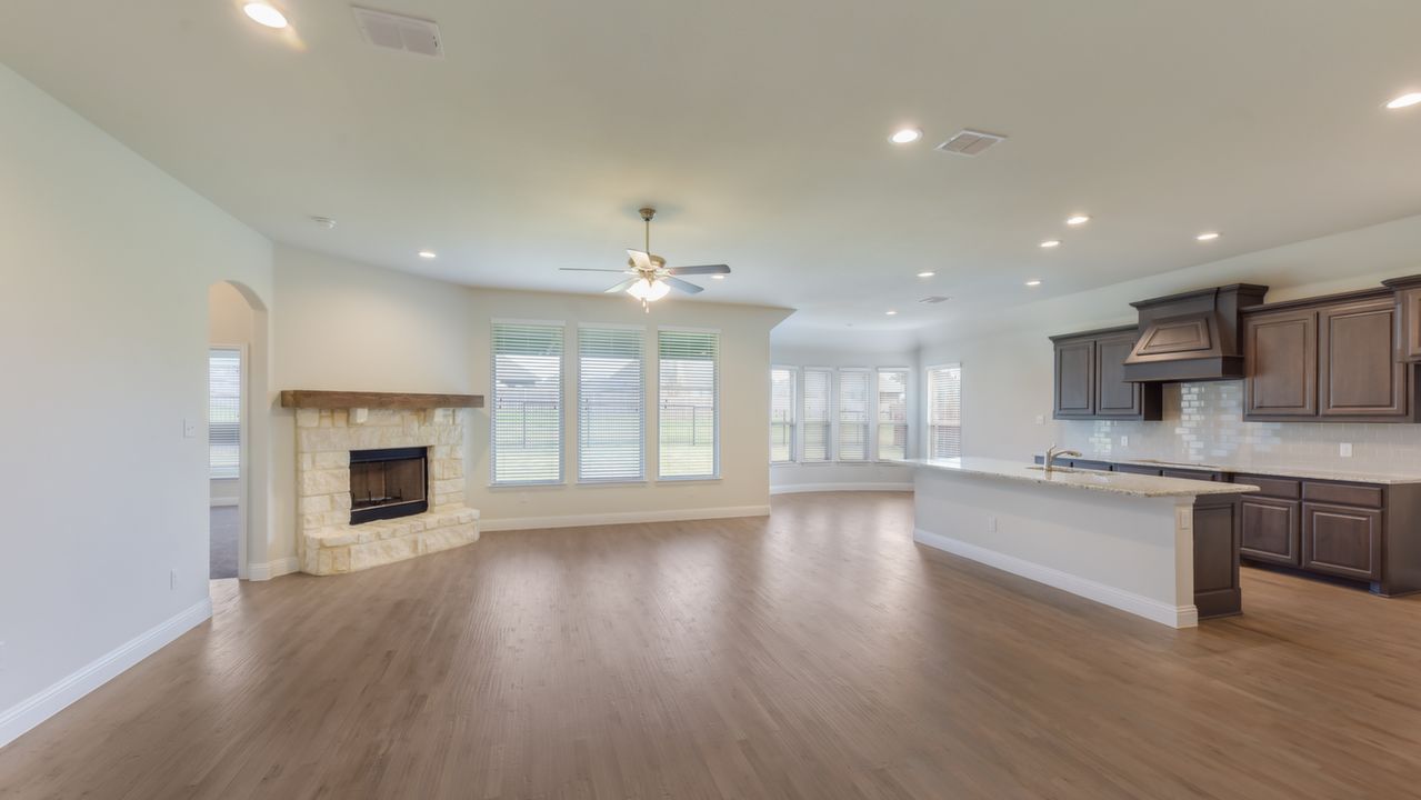 1501GrassyMeadow_004