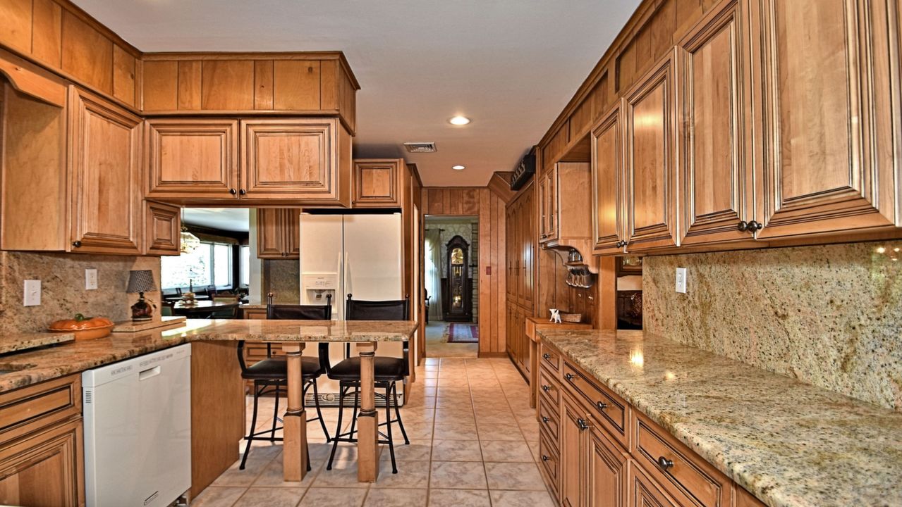 85 Towns Rd, Levittown, PA, 19056 Scene 2