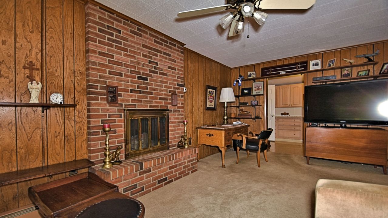 85 Towns Rd, Levittown, PA, 19056 Scene 3