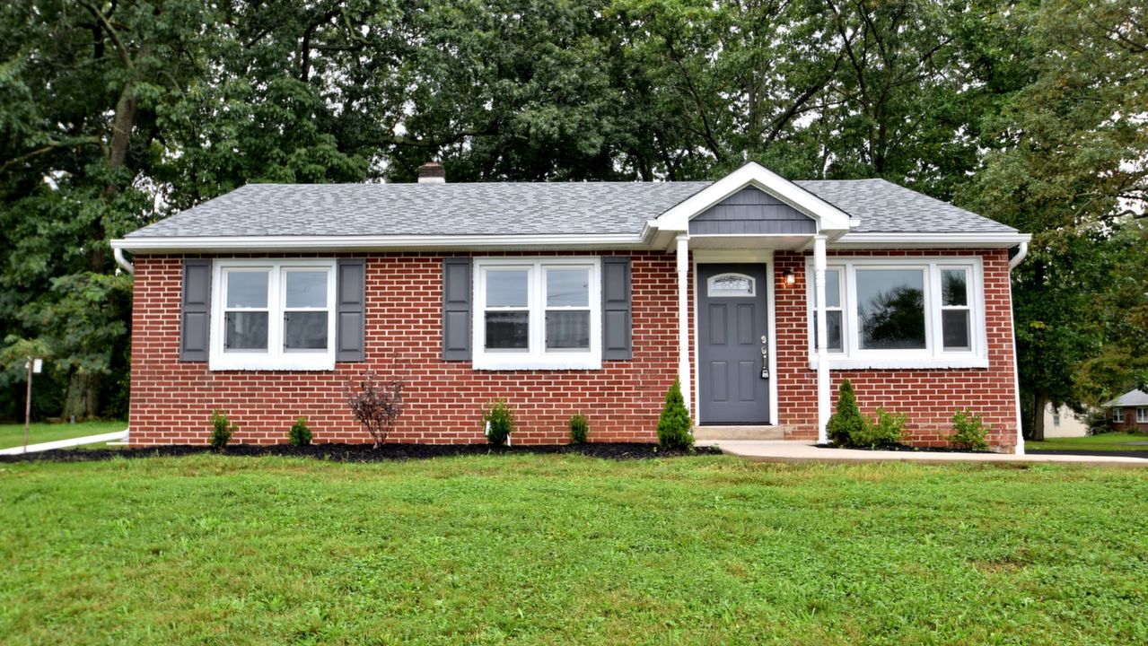 17 Perkiomen Ave, Schwenksville, PA, 19473 Scene 1