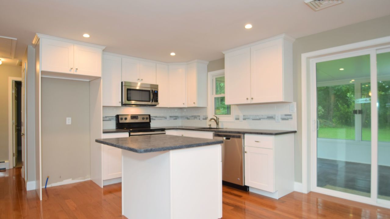 17 Perkiomen Ave, Schwenksville, PA, 19473 Scene 2