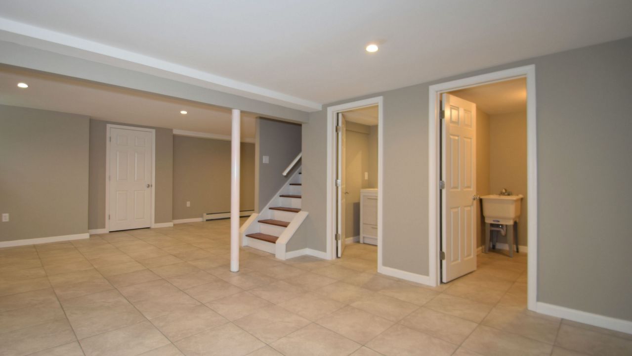 17 Perkiomen Ave, Schwenksville, PA, 19473 Scene 4