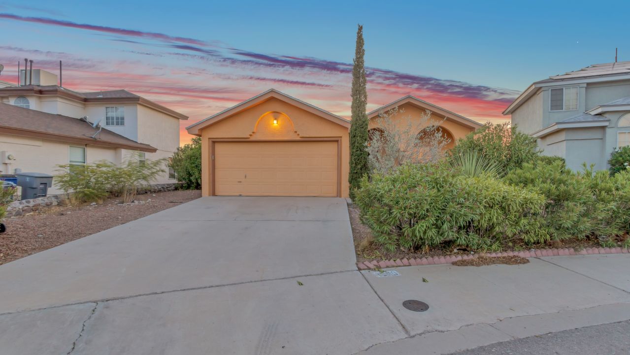 1300 Desierto Seco, El Paso, TX, 79912 Scene 2