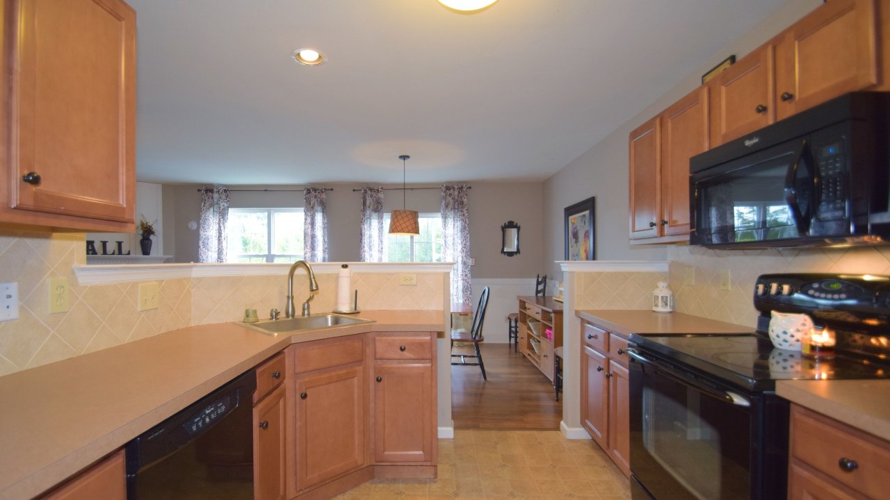 1016 Vanguard Dr, Red Hill, PA, 18076 Scene 3