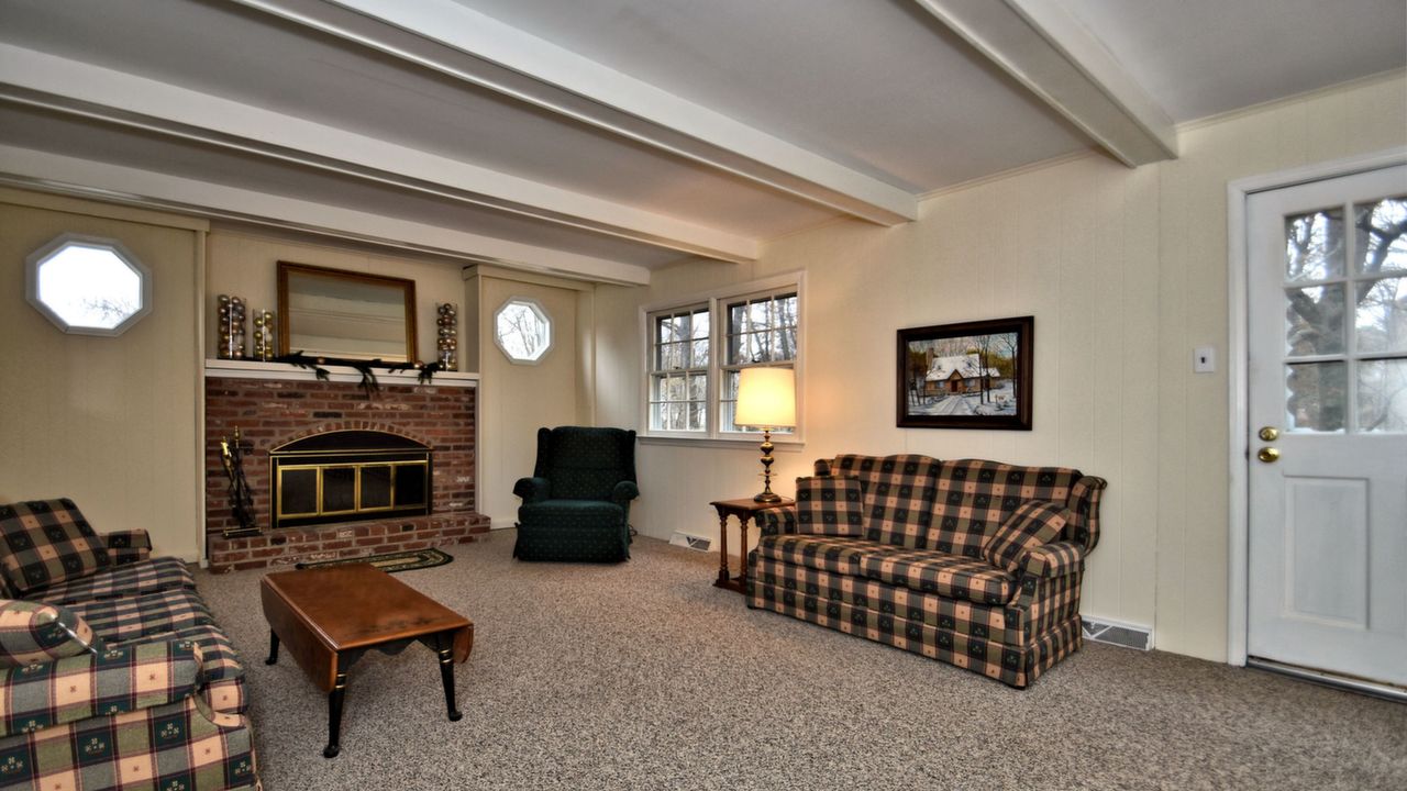 12 Kuhn Dr, Furlong, PA, 18925 Scene 3