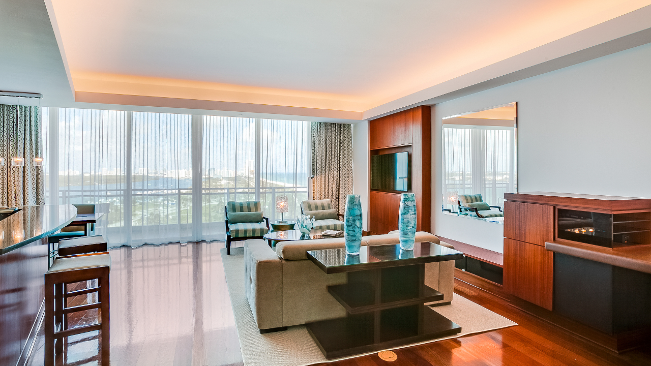Ritz-Carlton-#1612-1613-01