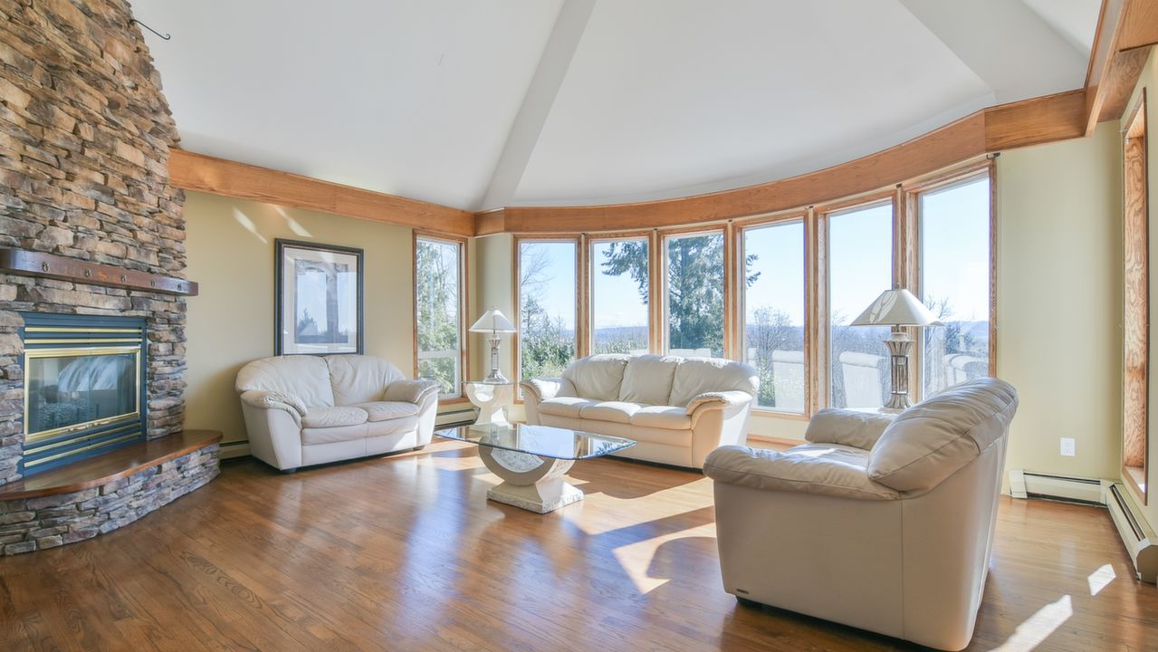 14284 Trites Rd, Surrey, BC, V3X 3E8 Scene 3