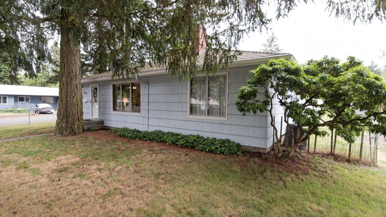 7857 SE 72nd Ave, Portland, OR, 97206 Scene 4