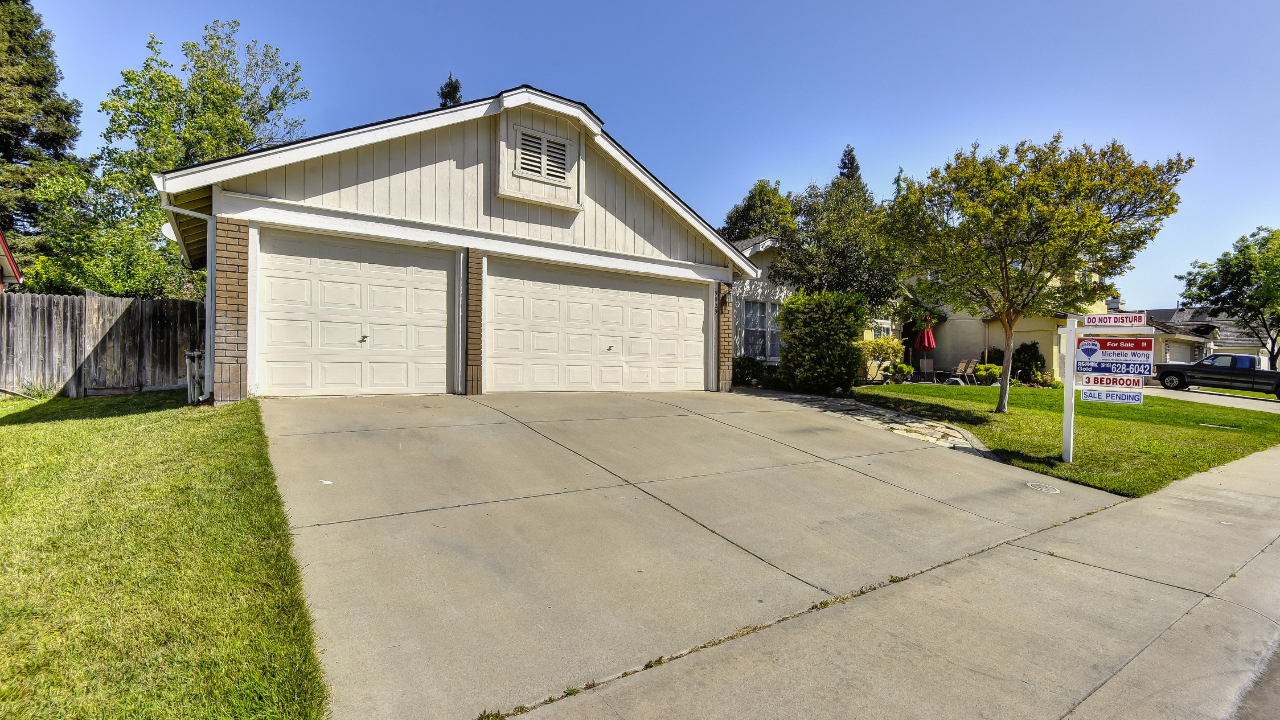 9029 Paso Robles Way, Elk Grove, CA, 95758 Scene 1