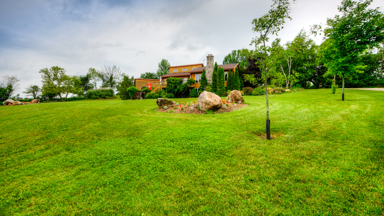 7384 Middlebrook Road, Elora, ON, N0B 1S0 Scene 1